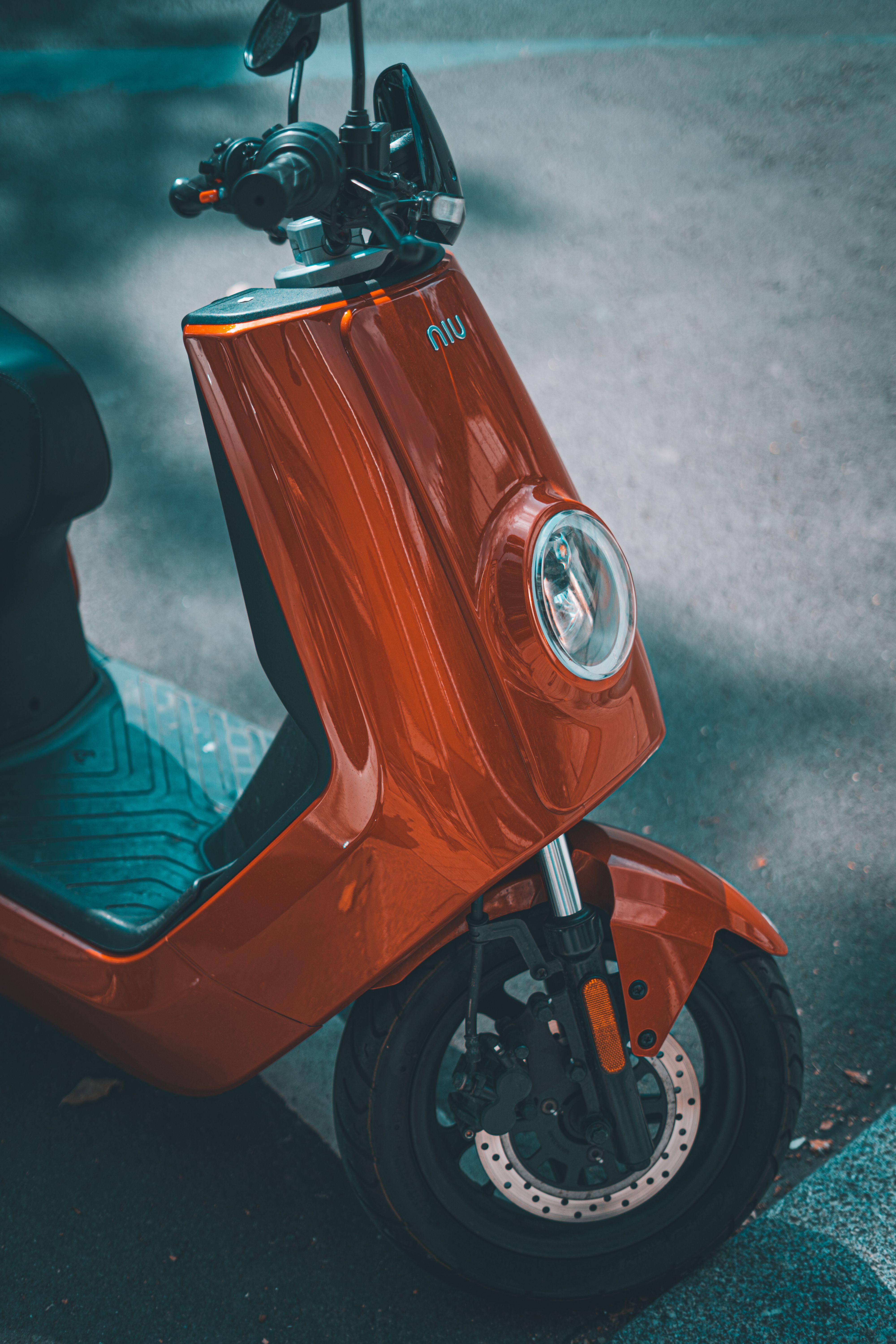 Silent Thrills: Investing in the High-End Electric Motorcycle Market