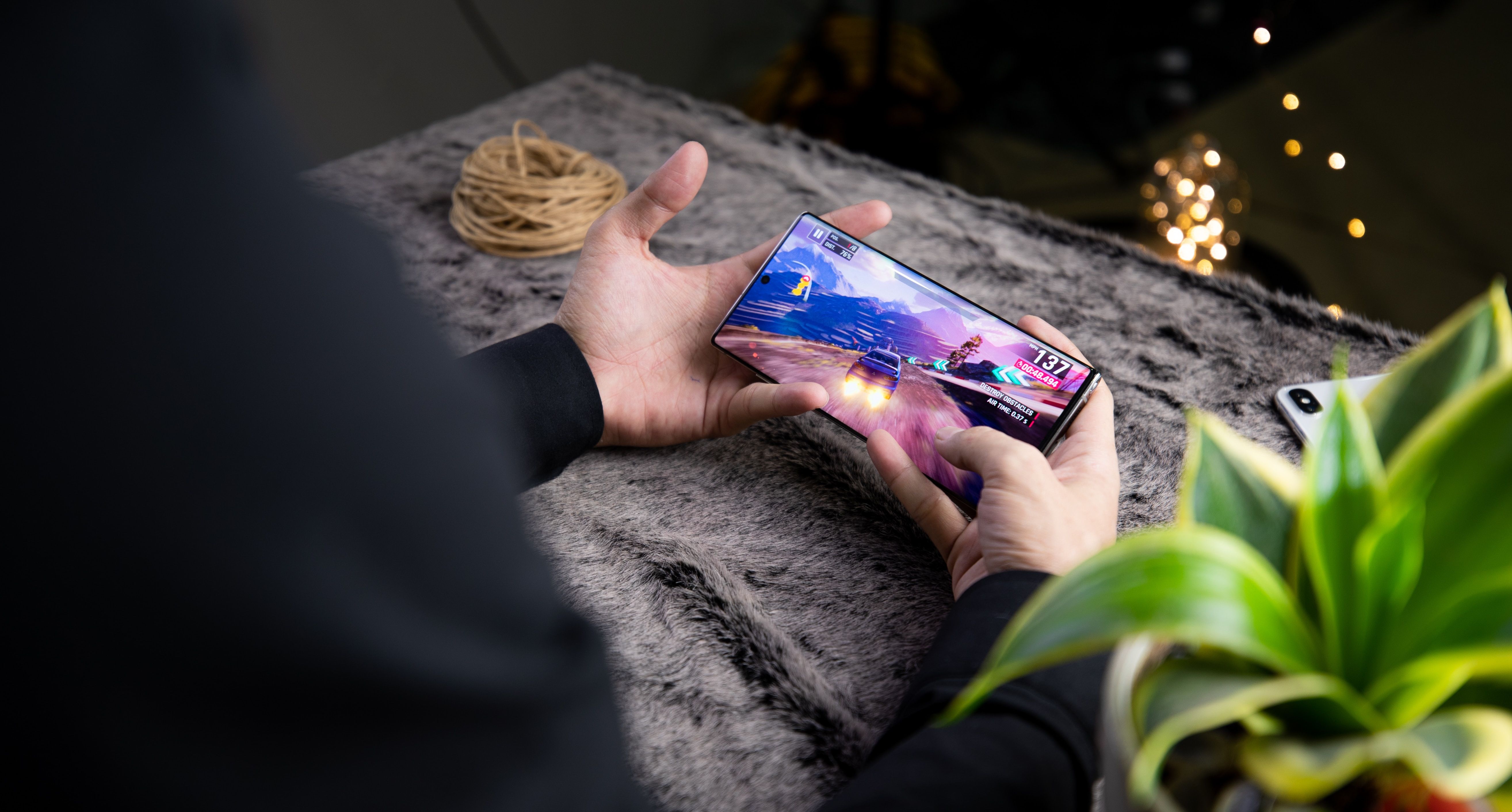 Pocket-Sized Powerhouses: Investing in the High-End Gaming Smartphone Business